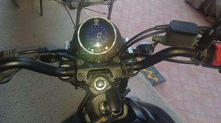 Yamaha XSR 125 2023-thumb-2