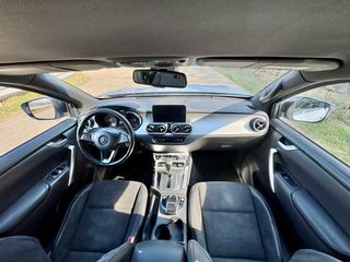 Mercedes-Benz X 350 2018 V6-thumb-2