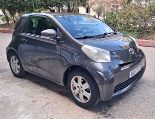 Toyota iQ 2010