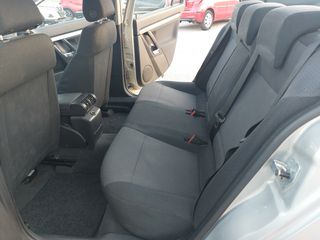 Opel Vectra 2007-thumb-13