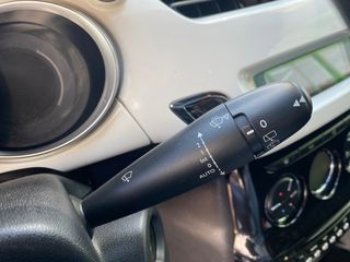 Citroen DS-3 2012-thumb-16