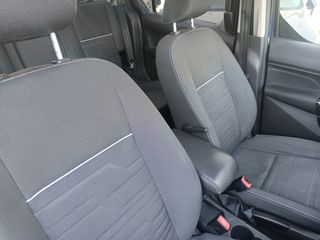 Ford Tourneo Connect 2017 TITANIUM panorama-thumb-32