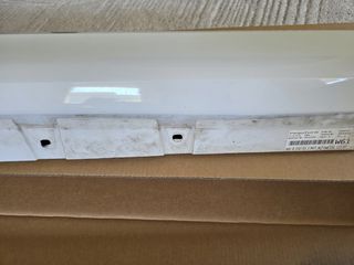 Γνήσια πλαϊνά μαρσπιέ BMW E92/E93 Alpine White III σετ-thumb-25