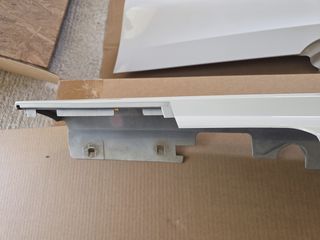 Γνήσια πλαϊνά μαρσπιέ BMW E92/E93 Alpine White III σετ-thumb-29