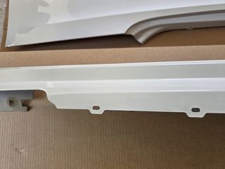 Γνήσια πλαϊνά μαρσπιέ BMW E92/E93 Alpine White III σετ-thumb-30