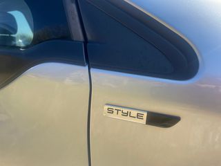 Peugeot 208 2017 1.2 PURETECH 82 STYLE-thumb-13