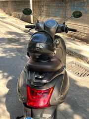 Vespa 125 2023-thumb-1