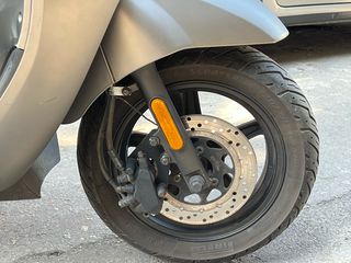 Vespa 125 2023-thumb-7