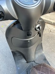 Vespa 125 2023-thumb-9