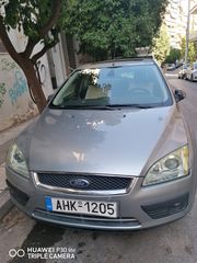 Ford Focus 2005 GHIA-thumb-3
