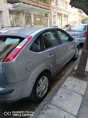 Ford Focus 2005 GHIA-thumb-4