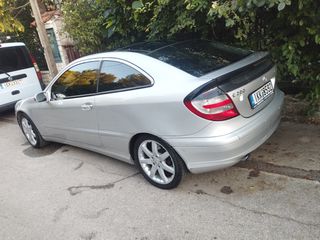 Mercedes-Benz C 200 2004