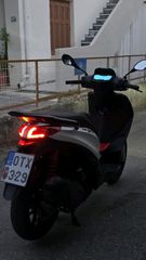 Piaggio Medley 150 2021 s-thumb-6
