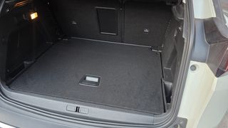 Peugeot 3008 2020 1.2cc Allure Business-thumb-9