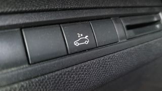 Peugeot 3008 2020 1.2cc Allure Business-thumb-20