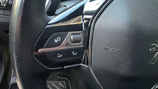 Peugeot 3008 2020 1.2cc Allure Business-thumb-21