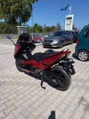 Yamaha T-Max 530 2012-thumb-6