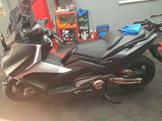 Kymco AK 575 Premium 2025