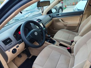 Volkswagen Jetta 2005-thumb-1