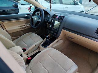 Volkswagen Jetta 2005-thumb-3