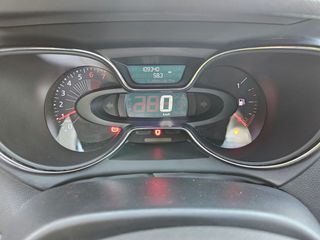 Renault Captur 2016 TCe 90  X - MOD-thumb-11