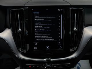 Volvo XC 60 2021 2.0 197hp AWD AT8 D Momentum-thumb-41