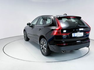 Volvo XC 60 2021 2.0 197hp AWD AT8 D Momentum-thumb-10