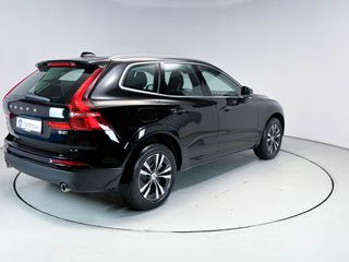 Volvo XC 60 2021 2.0 197hp AWD AT8 D Momentum-thumb-14