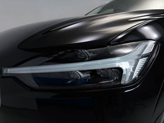 Volvo XC 60 2021 2.0 197hp AWD AT8 D Momentum-thumb-22