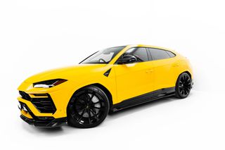 Set of Prepreg Carbon Splitters Lamborghini Urus Mk1