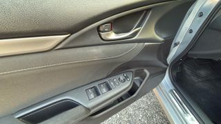 Honda Civic 2019-thumb-7
