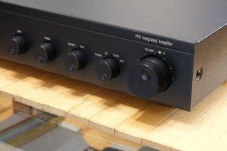Cambridge Audio P70-thumb-2