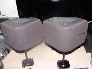 Ηχεία Surround.-thumb-1