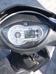 Sym Symphony SR 125i 2015-thumb-4