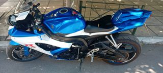 Suzuki GSX-R 600 2009-thumb-2
