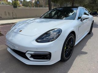 Porsche Panamera 2021 Ehybrid 4s/Sport Tourismo 570hp/Porsche Approved
