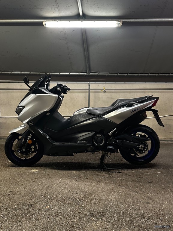 Yamaha T-Max 530 2017 SX SPORT EDITION