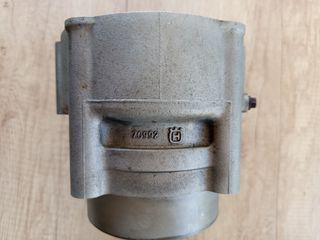Κύλινδρος από Husqvarna 570 TE