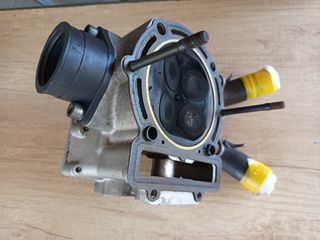 Κυλινδροκεφαλή από Husqvarna 570 TE