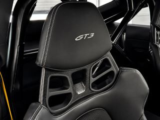 Porsche 911 2021 GT3 992 Club Sport PCCB Lift-thumb-22