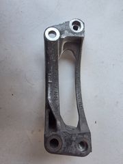 ΒΑΣΗ COMPRESSOR AIR-CONDITIONED VW T5 070260885A