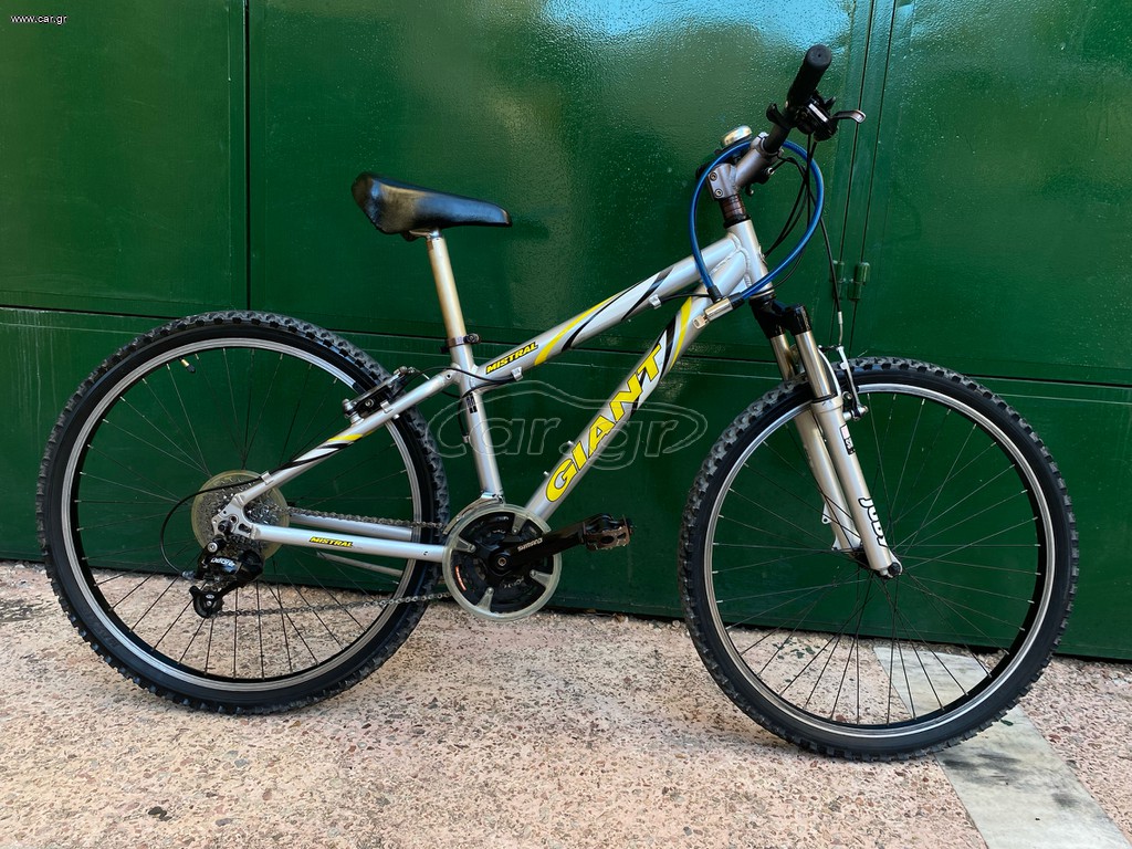 Πόλης Giant 2021 mistral