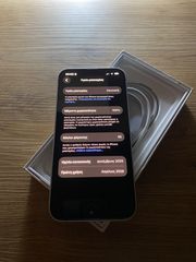 i phone 16e-thumb-4