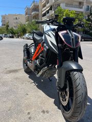 KTM 1290 Super Duke R 2020