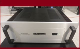 ΤΕΛΙΚΟΣ ΕΝΙΣΧΥΤΗΣ AUDIO RESEARCH D-300 POWER AMPLIFIER