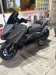 Yamaha T-Max 530 2016