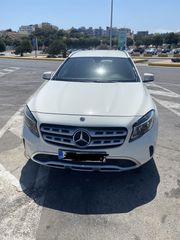 Mercedes-Benz GLA 180 2017 DIESEL