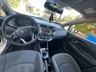 Kia Rio 2015