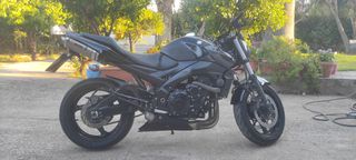 Suzuki GSR 600 2010