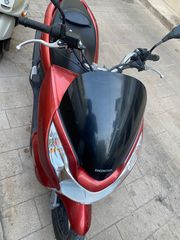 Honda PCX 150 2013-thumb-4